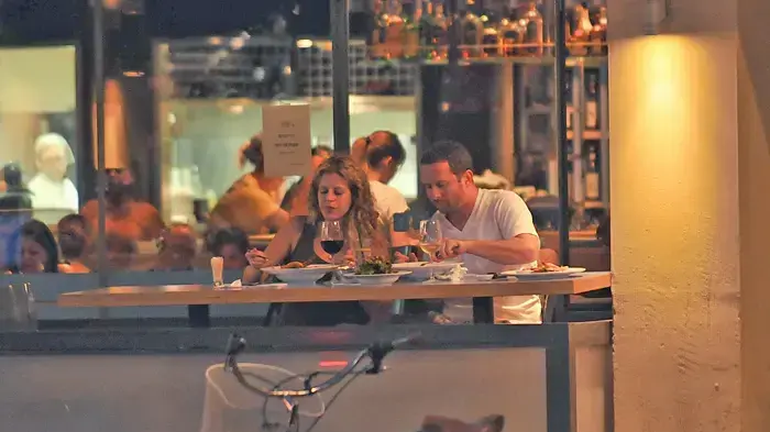 פפראצי אפרת בוימולד ובעלה עופר אייזנברג
