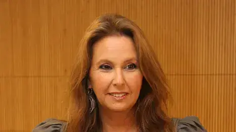 שרי אריסון בהשקת ספרה החדש