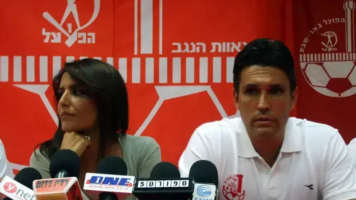 גיא עזורי מאמן הפועל באר שבע