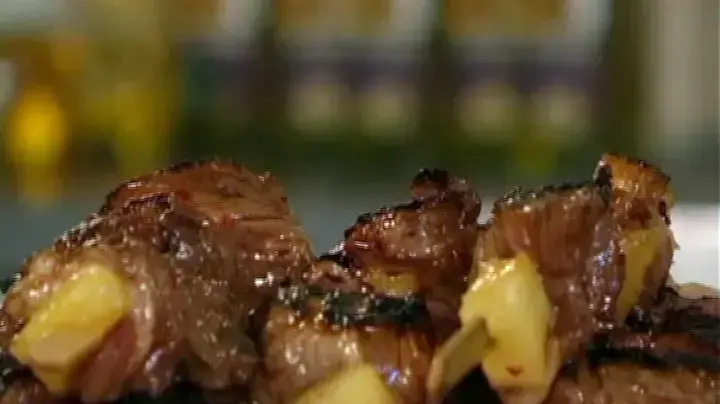 שיפודי אנטרקוט במרינה אסייתית