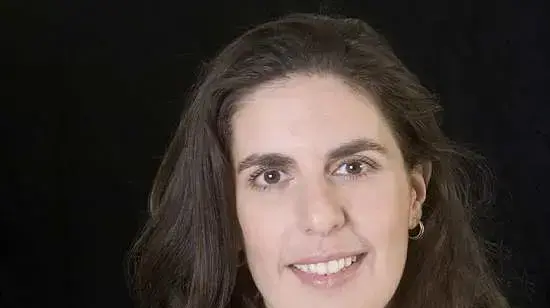 דפנה מאור
