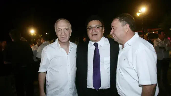 יואב צור עופר נמרודי רוני קליינפלד