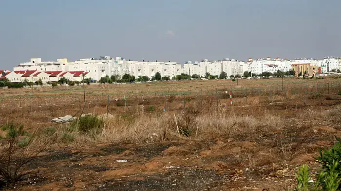 הקרקע לבנייה במושב נחלים
