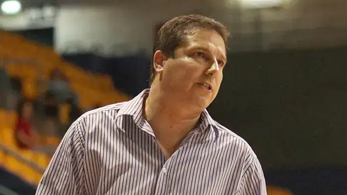 אבי אשכנזי מאמן מכבי חיפה