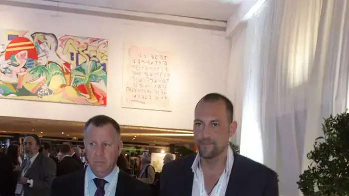 גומא אגייר מימין בועידת הנשיא 2009