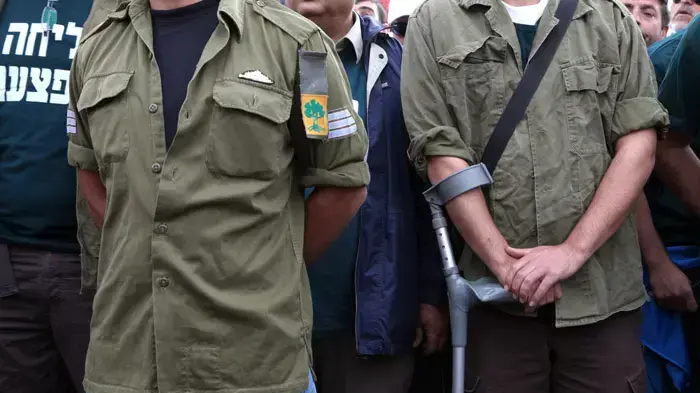 נכי צה"ל הפגינו מול בית שר הביטחון