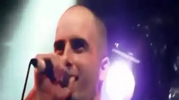 הפיל הכחול בהופעה - תהיה שמח