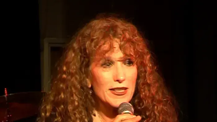 נורית גלרון מציגה:אלבום חדש משירי נתן זך