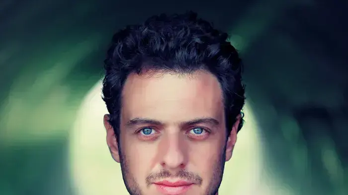 רועי נחום