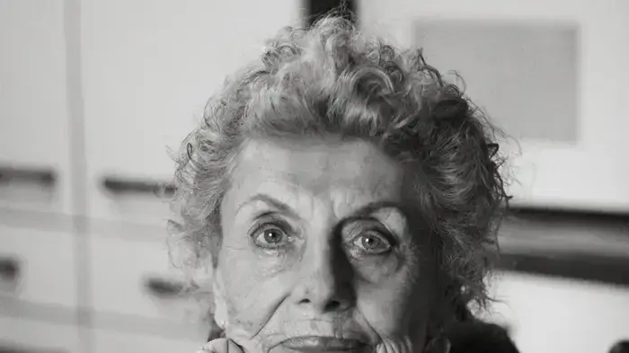סבתא שיק  שולמית אלוני