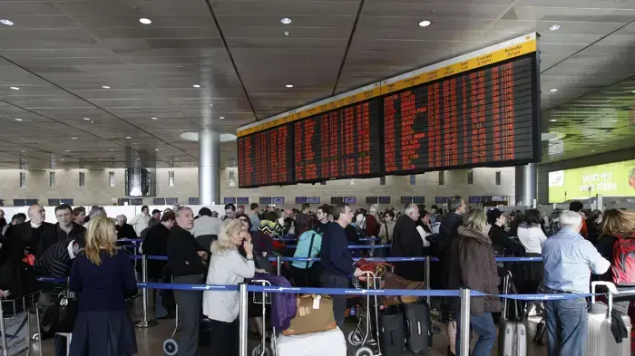 נוסעים בנתב"ג