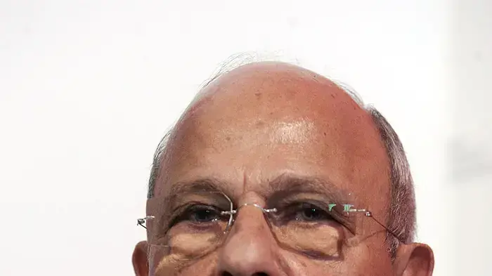שלמה אליהו במסיבת עיתונאים ינואר 2010