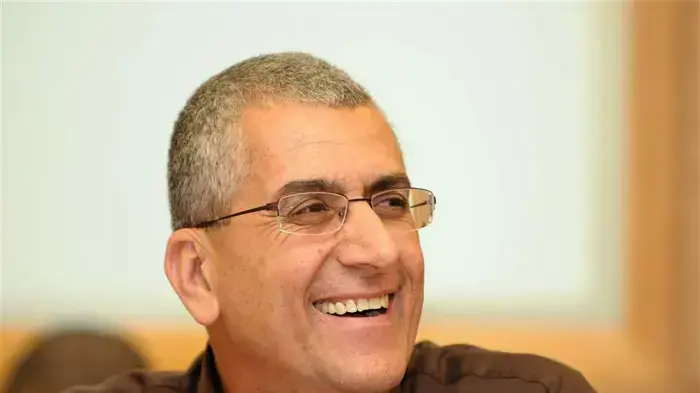 מנשה סמירה מנשה סמירה