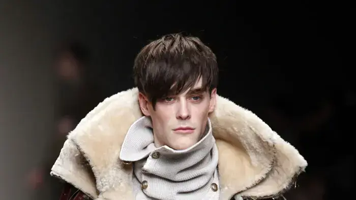 תצוגה של Burberry בשבוע אופנת גברים במילנו 2010