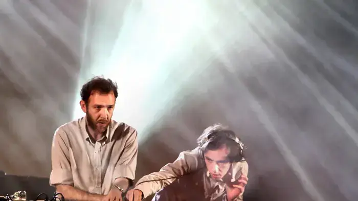 האחים דיוויד וסטפן דובאל מההרכב 2many djs