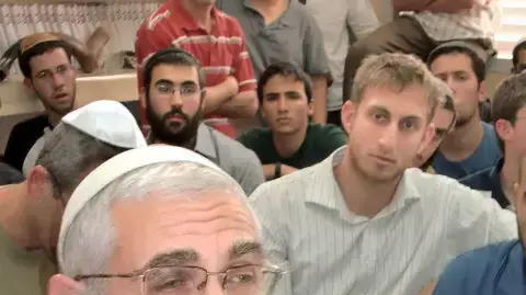 הרב מרדכי אלון