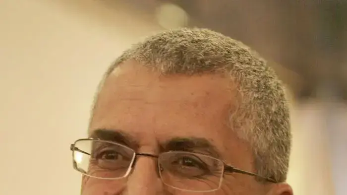 מנשה סמירה