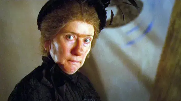 אמה תומפסון בסרט 'Nanny McPhee and The Big Bang'