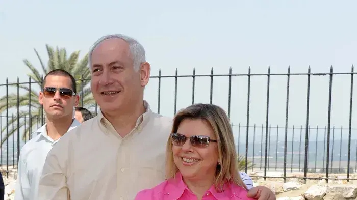 ראש הממשלה בנימין נתניהו ורעייתו שרה מסיירים באתרי מורשת לאומיים בתל מגידו ובבית שערים