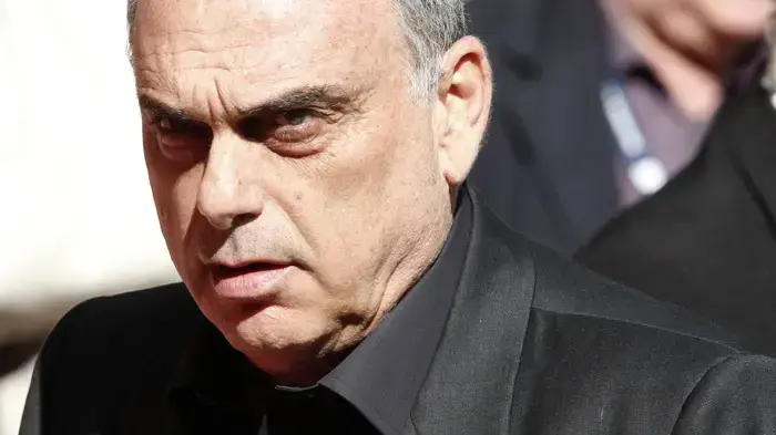 מנג'ר פורטסמות, אברהם גרנט