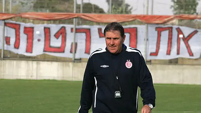מאמן הפועל תל אביב אלי גוטמן