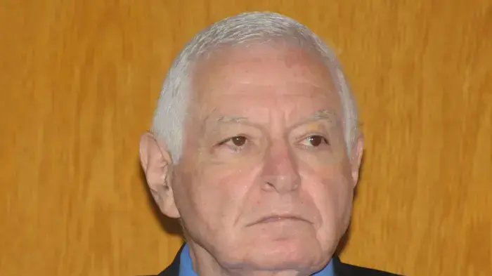 לינדנשטראוס לינדנשטראוס