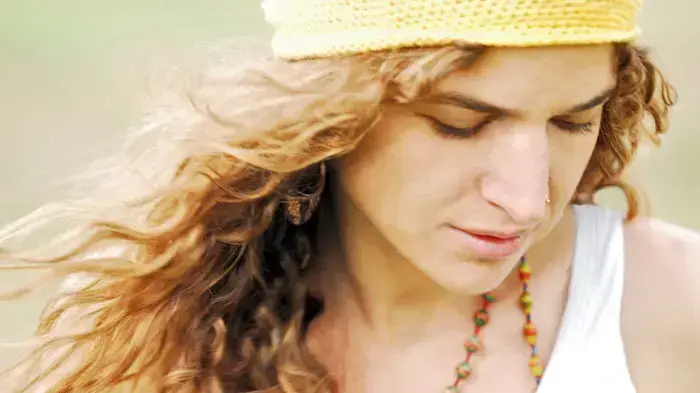 עלמה זהר