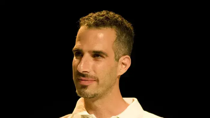 מתי שמואלוף בפאנל של הקרן החדשה
