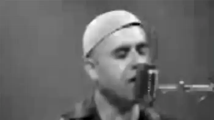 ארז לב ארי בקליפ לשיר "רק תאמין"