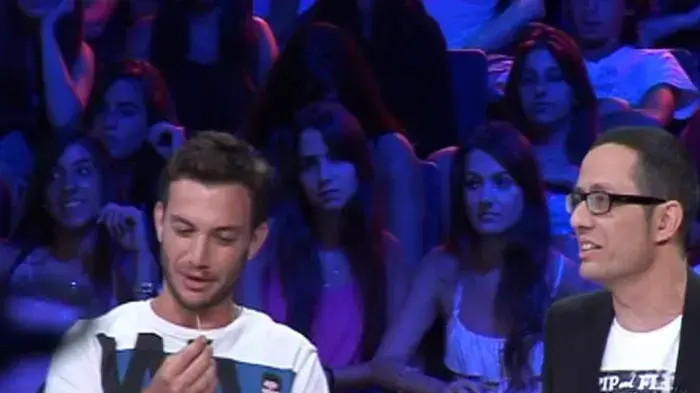 ארז טל עם עוז זהבי בתוכנית "מועדון לילה" ארז טל עם עוז זהבי בתוכנית "מועדון לילה"