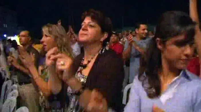 הפלסטינים ביקסו מבוני אם: אל תשירו על "ציון"
