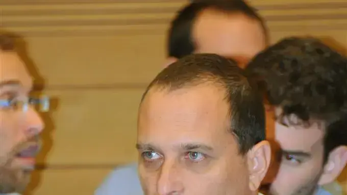 אמיר גילת