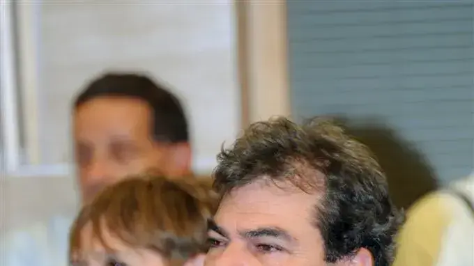 מוש דנון
