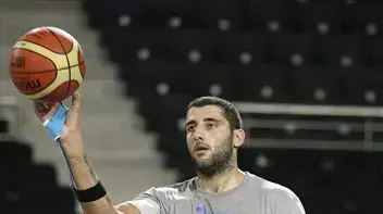 שחקן נבחרת יוון, יואניס בורוסיס