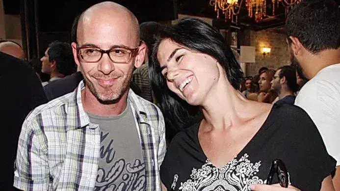 שפרה קורנפלד, מולי שגב