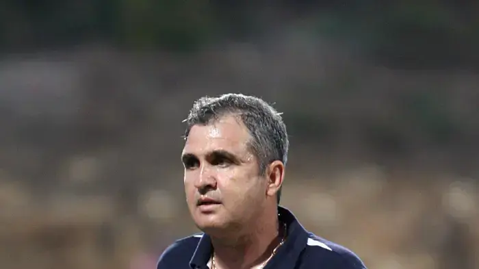 מאמן הפועל עכו אלי כהן