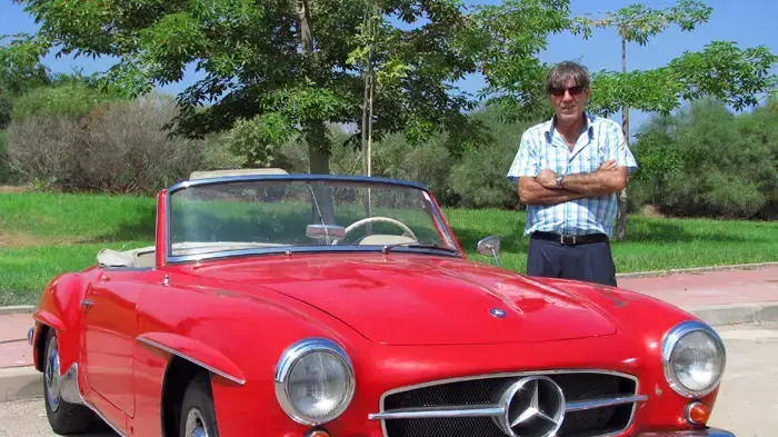 שיפוץ בהמשכים מרצדס 190SL של יהודה אליאס