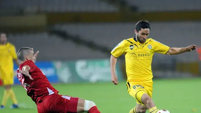 גיז'רמו ישראלביץ' שחקן מכבי תל אביב (ימין) מול הפועל רמת גן