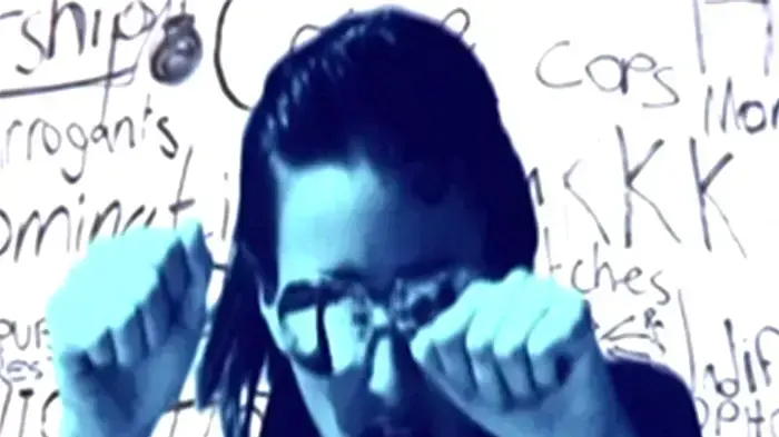 הקליפ "Ain't No Love" של האנק אנד קאפקייקס