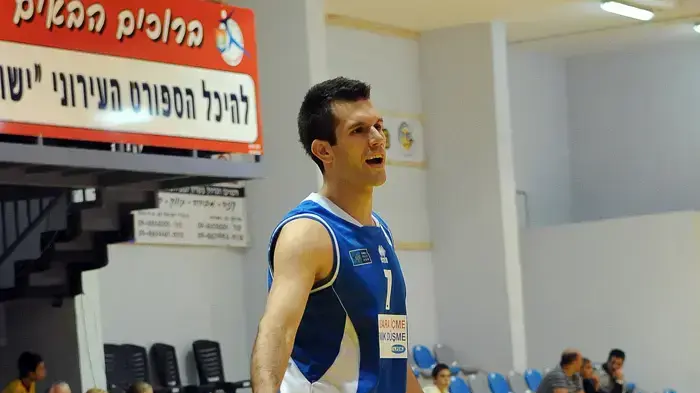 סאני בצ'ירוביץ' שחקן טורק טלקום