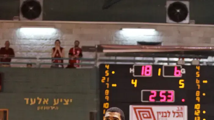 טרה סימונס שחקן נימבורק