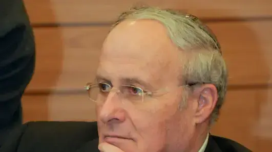 זבולון אורלב בוועדת הכספים, דצמבר 2010