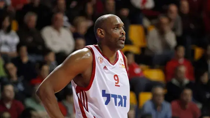 שחקן הפועל ירושלים סם קלנסי
