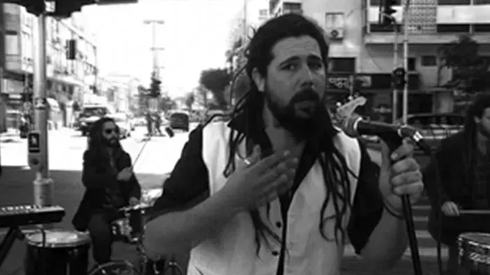 מתוך הקליפ של רגאייסטן לשיר "אלינור"