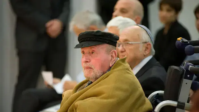 דידי מנוסי באזכרתו של דב יודקובסקי