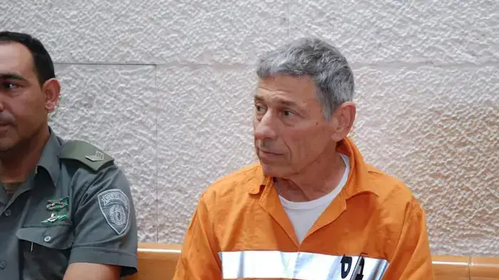 חנן גולדבלט בקבלת פסק הדין בבית המשפט, פברואר 2011