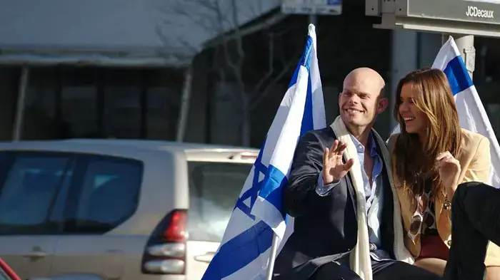 אור שוחט, נלה גולדברג בצילומי גמר היפה והחנון אור שוחט, נלה גולדברג בצילומי גמר היפה והחנון