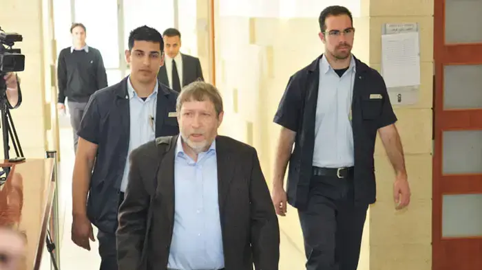אורי מסר מעיד במשפטו של ראש הממשלה לשעבר אהוד אולמרט, מרץ 2011