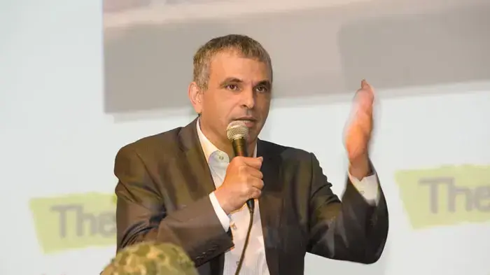 משה כחלון