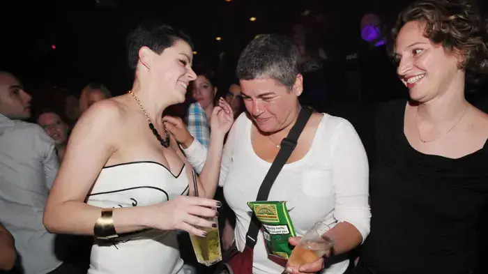 פרידה הכט, דנה רון פרידה הכט, דנה רון
